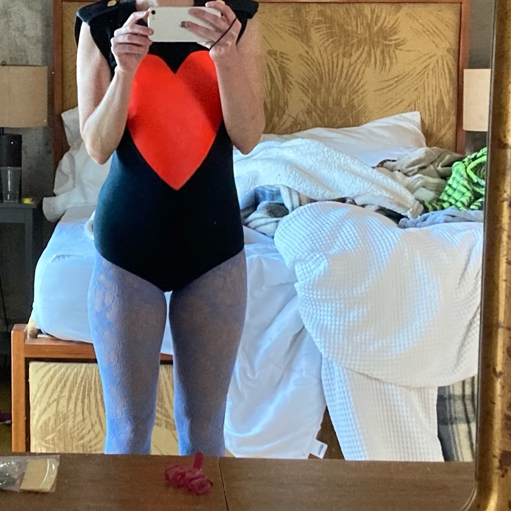 *RARE* Wildfox Head Turning & Heart Stopping Bodysuit - Picture 3 of 5
